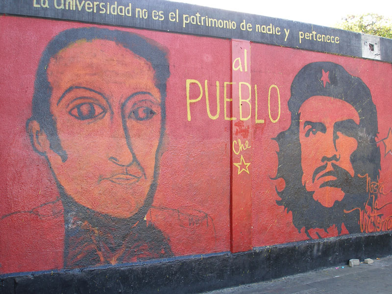 Wejście do metra od strony UCV - Bolivar i Che - fot. Armando Quinto